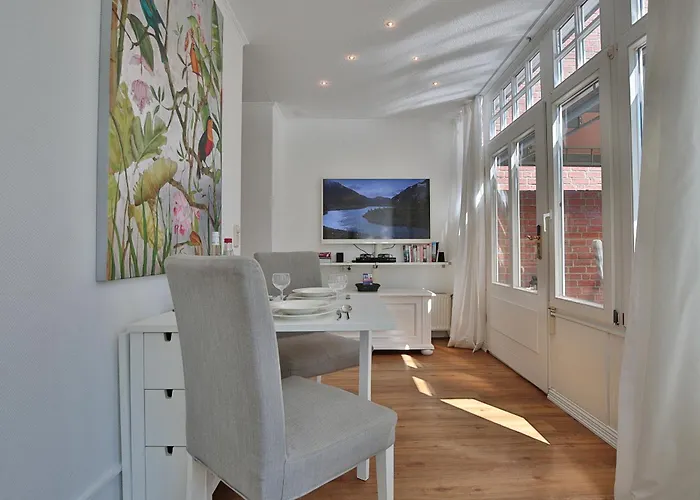 Schoeneck Schoeneck 2 * Scharbeutz